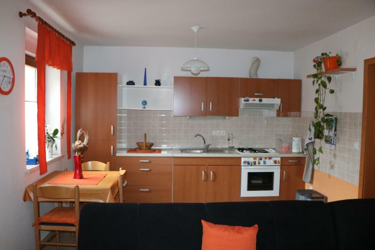 Apartma Na Vasi Lägenhet Zaga Exteriör bild